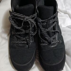 Clarks Black High-Top Womans Shoes These Are Ladies Shoes last photo Is Similar